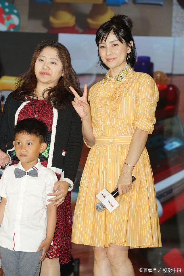 分析！胡可的第一个丈夫“夏花依旧”