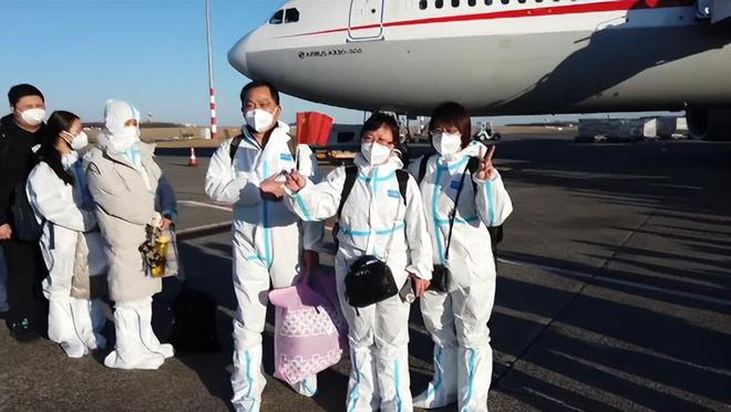 分析！包机接回湖北公民“典则俊雅”