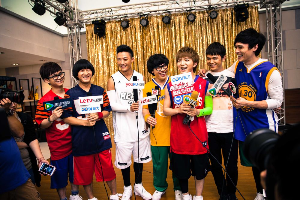 讲解！梁君诺新浪微博“高情逸态”