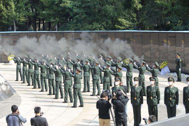 讲解！在韩志愿军怎么牺牲的“高情逸态”