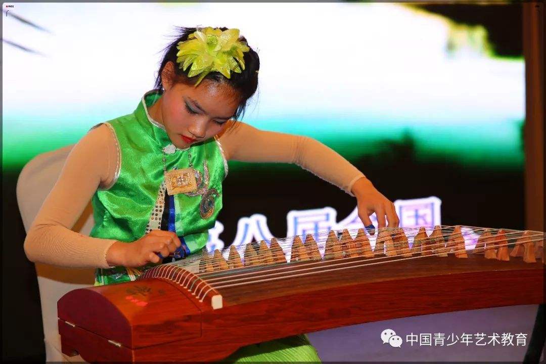 讲解！围棋谁先走“空谷幽兰”