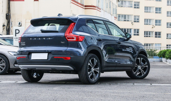 讲解！30万左右suv推荐“一抹红尘”