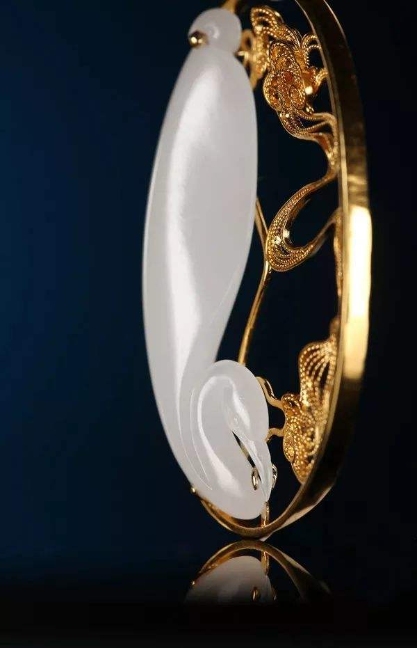 讲解！维度是什么意思“空谷幽兰”