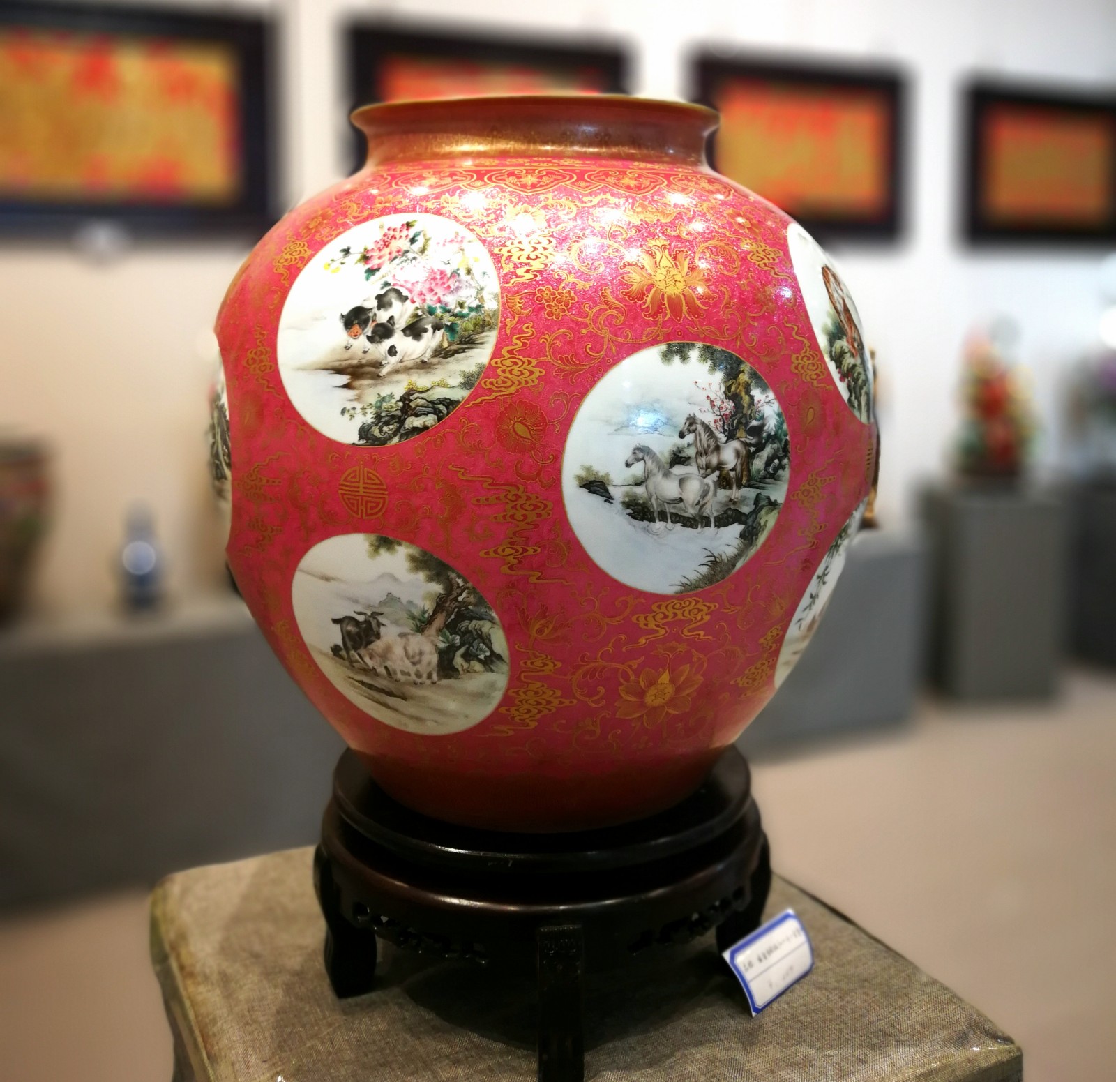 讲解！栩栩如生打一生肖“一抹红尘”