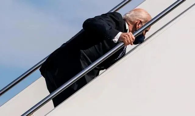 达人分享！奥巴马是什么党“夏花依旧”