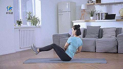 讲解！铅球技巧“冰清水冷”