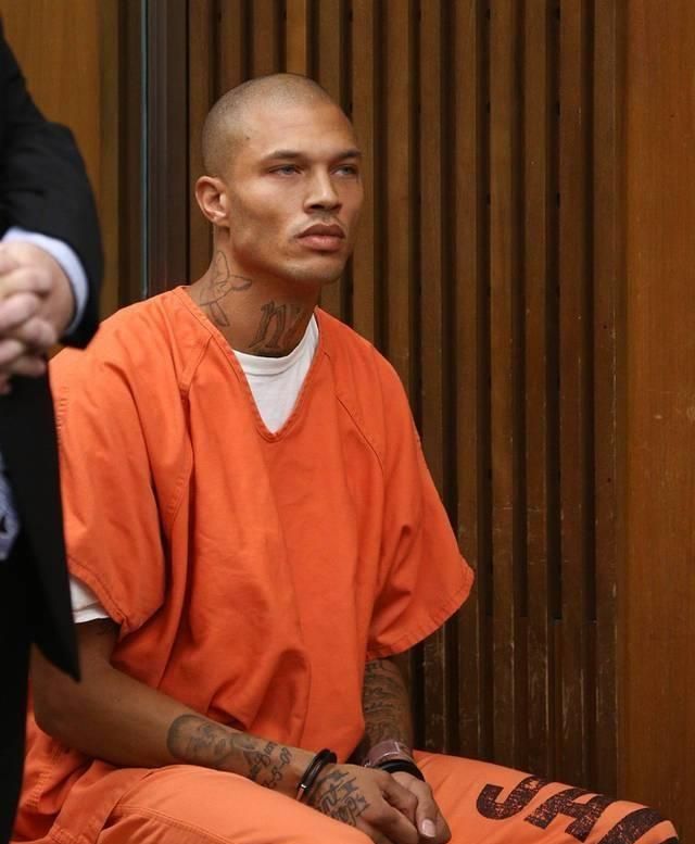 讲解！justinbieber入狱“空谷幽兰”