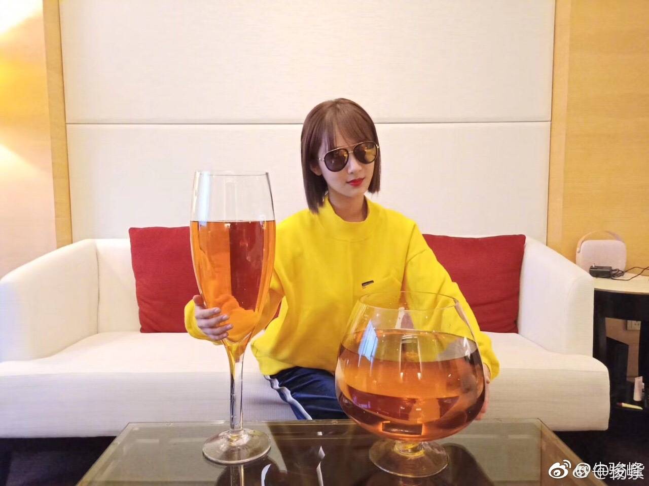 达人分享！杨紫晒生日照“空谷幽兰”