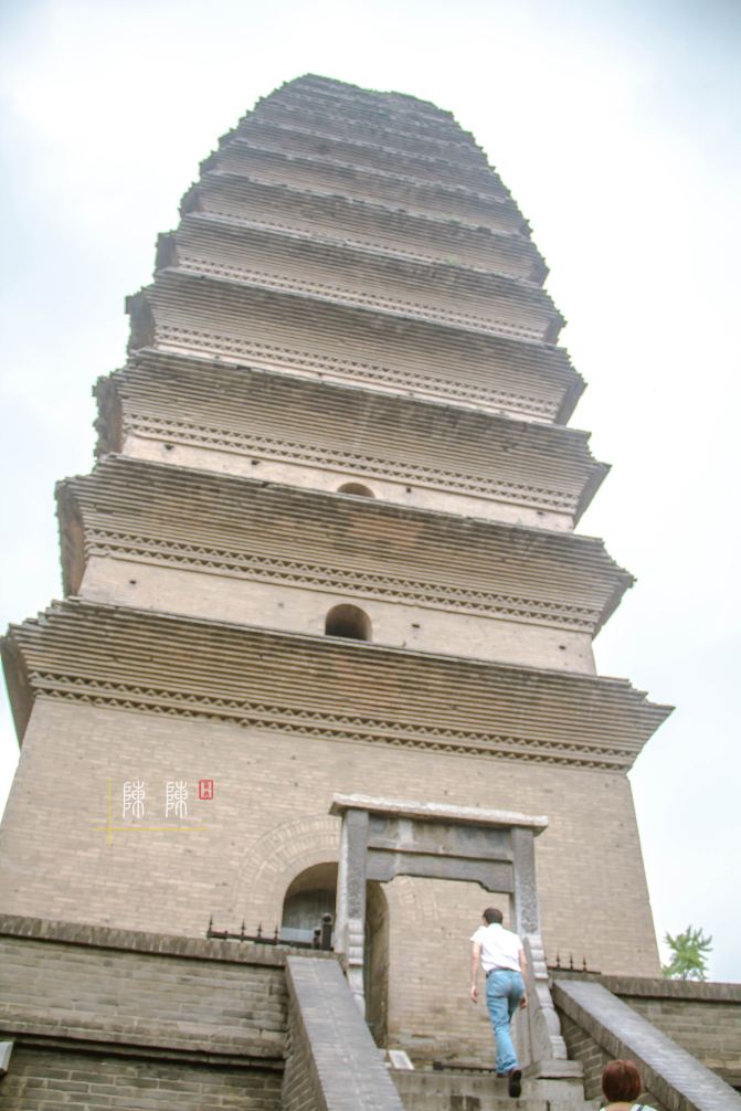 分析！高中生小后妈“一抹红尘”