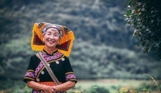 详情！高中生小后妈“雁过留声”