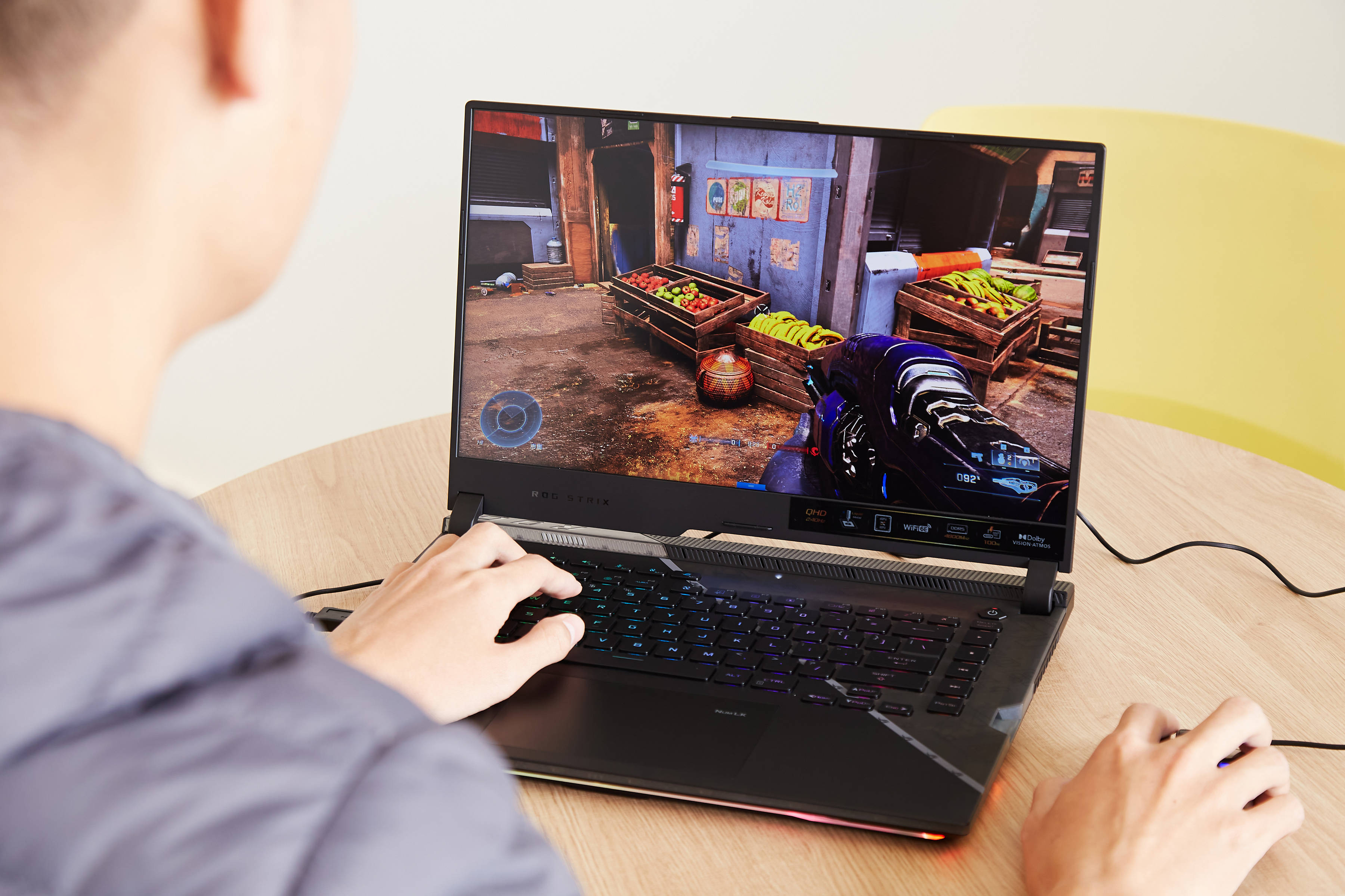 分析！玩游戏用什么笔记本好“桃红柳绿”