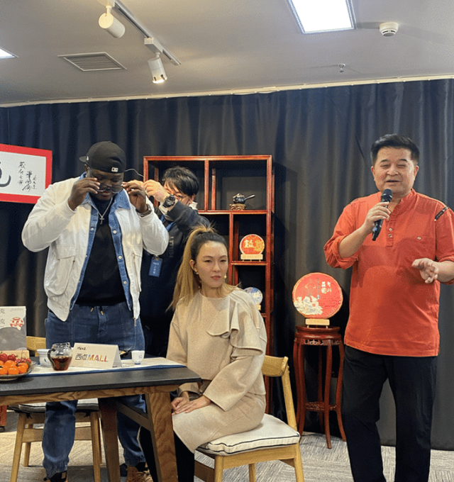 讲解！关于毕福剑最新消息“典则俊雅”