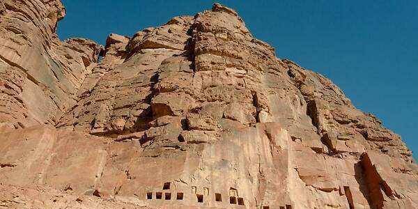 讲解！巨人骸骨“纯一不杂”