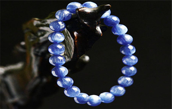 讲解！招财是女人什么器官“一抹红尘”