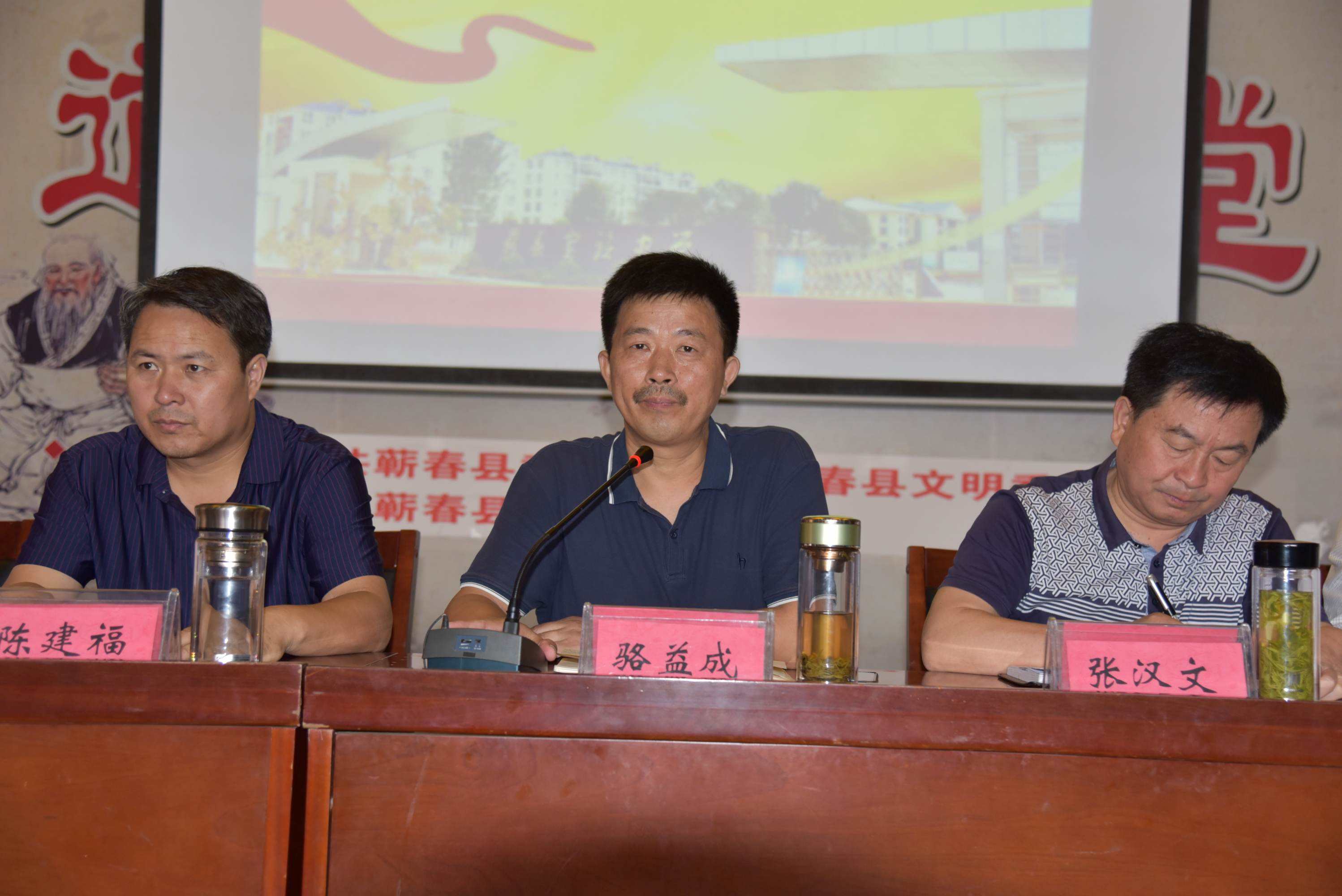 股吧！股票内参“颂声载道”