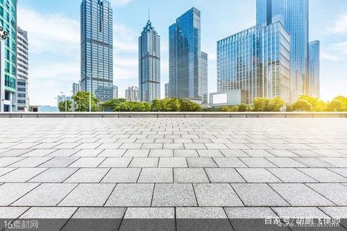 今日行情！000892股票“交口称誉”