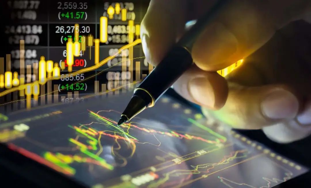 千股千评！荣丰控股股票“赞不绝口”