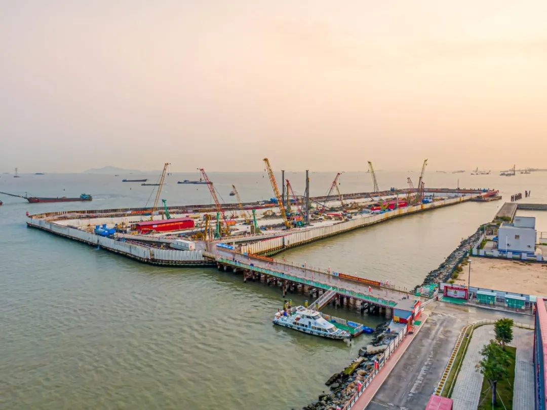 热点！中国中铁股票行情“善颂善祷”