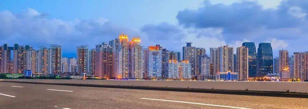 利好消息！大龙地产股票“后来居上”