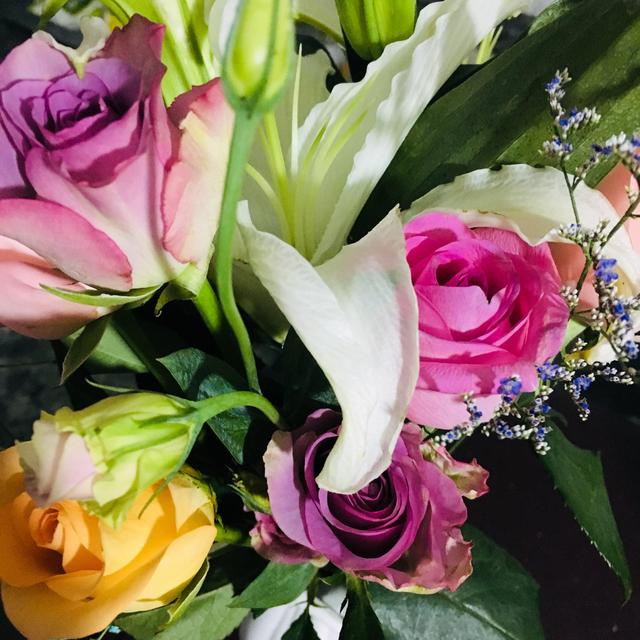 评论区！600361股票“后来居上”