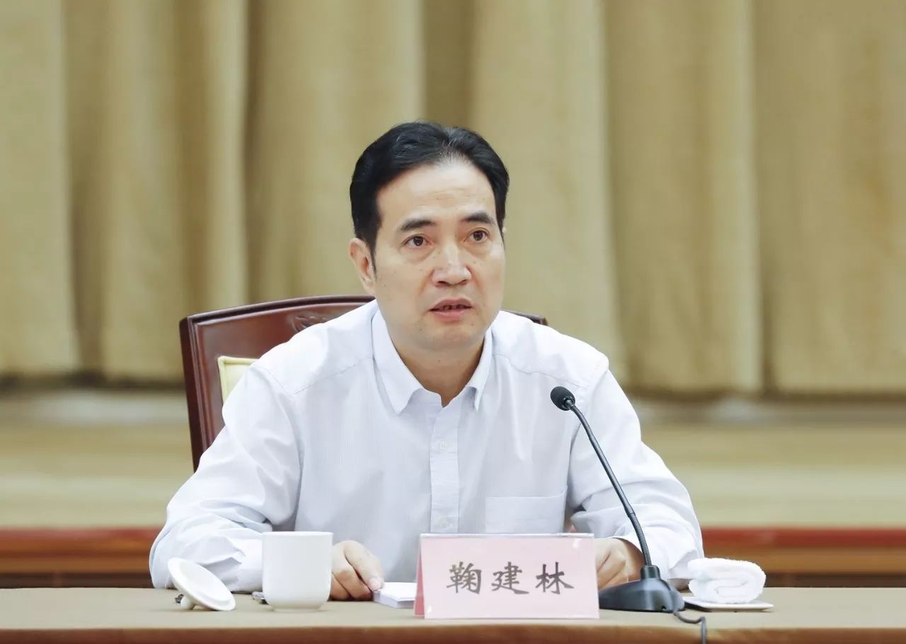 热点！宁波华翔股票“马迟枚疾”