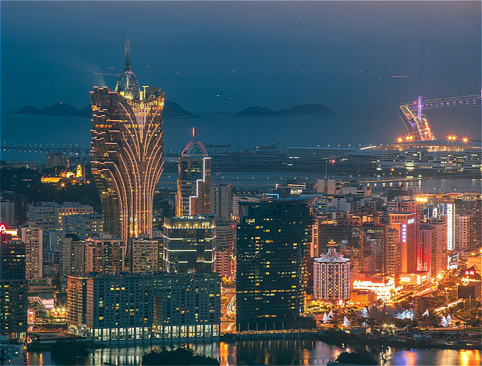 珠海港股票“交口称誉”