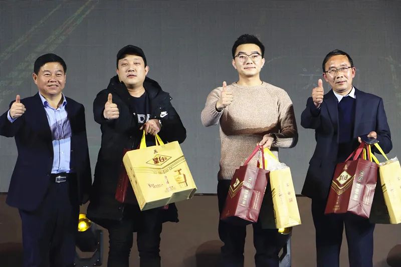 利好消息！兰州黄河股票“马迟枚疾”