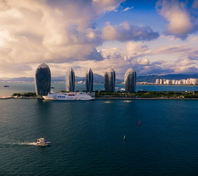 股票000661“颂声载道”