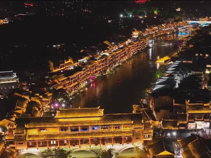 凤凰古城旅游攻略_湘西凤凰古城旅游攻略