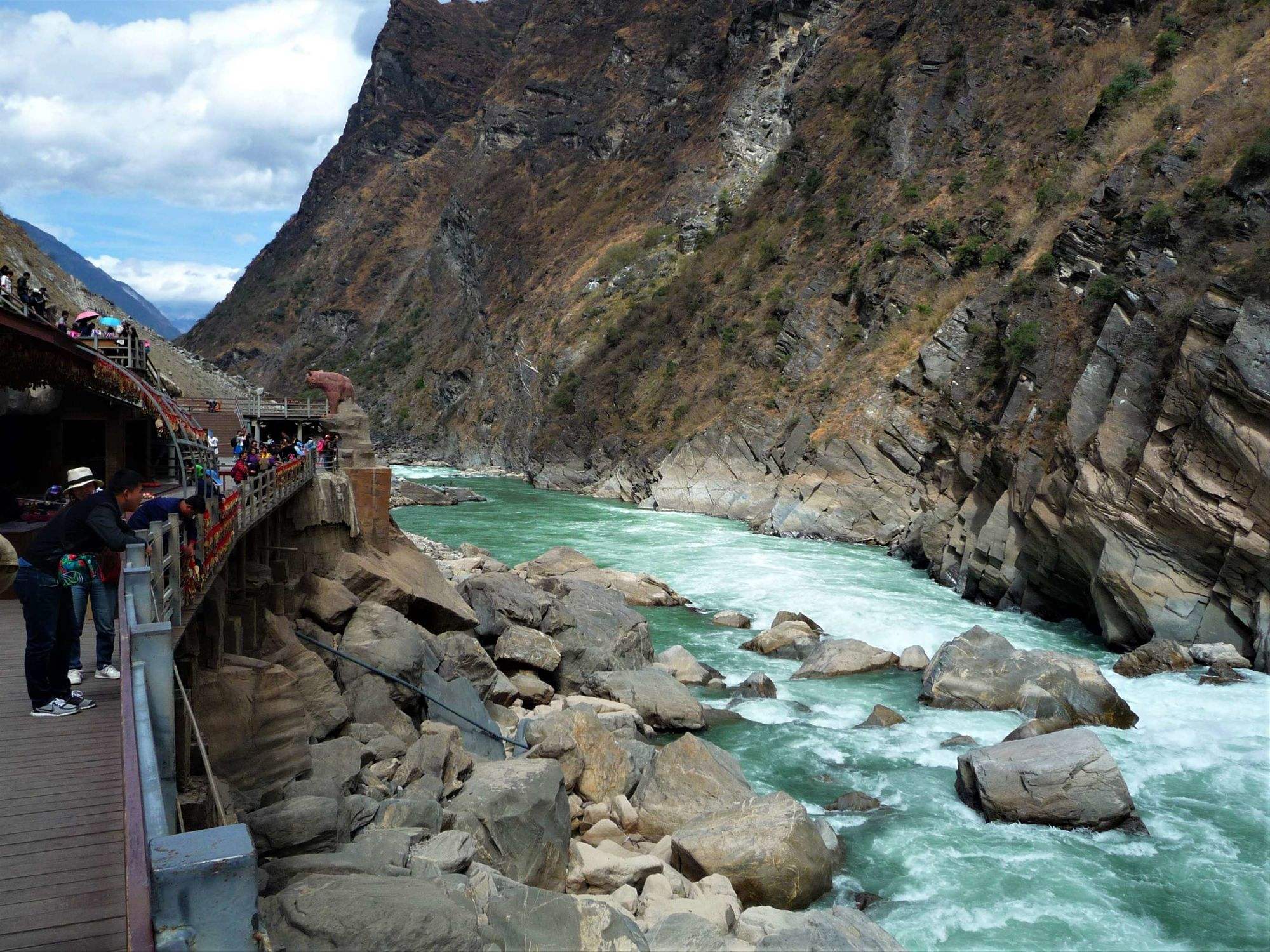 虎跳峡旅游_虎跳峡景区电话多少