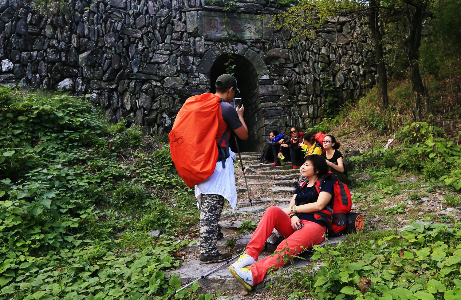 徒步旅游_徒步旅游去哪好