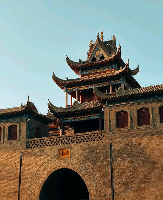 腾格里沙漠旅游攻略_腾格里沙漠自由行游攻略