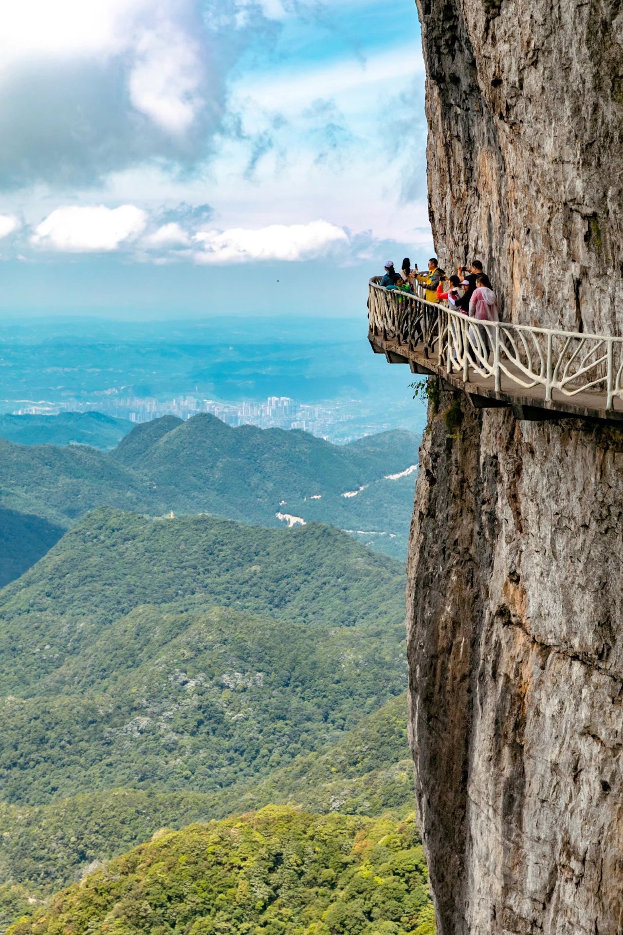 金佛山旅游攻略_金佛山一日游最佳路线