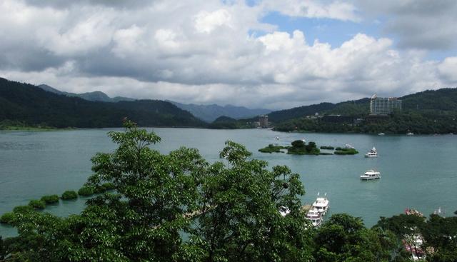 台湾旅游胜地_台湾旅游胜地有哪三个
