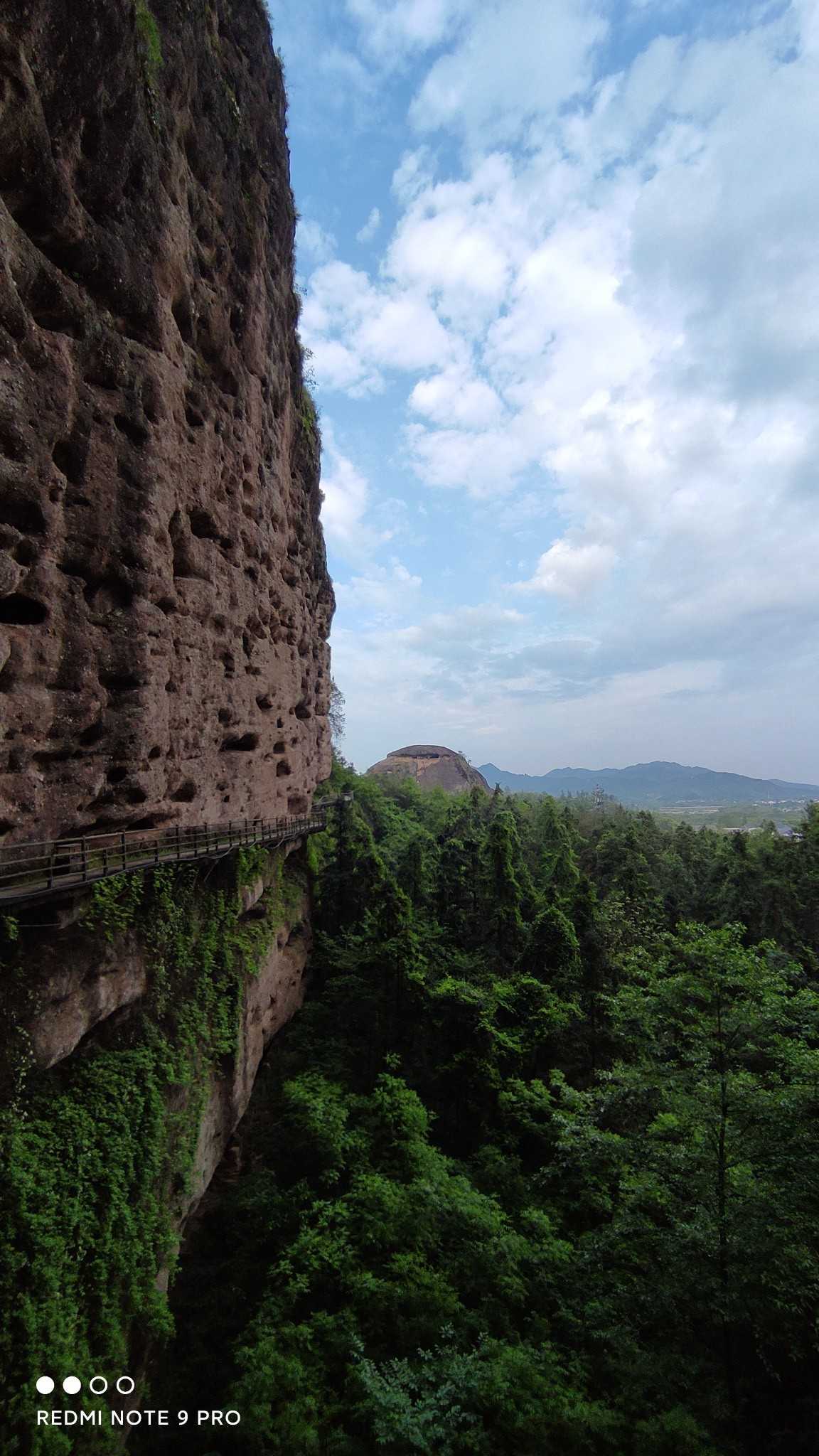 鹰潭旅游_鹰潭旅游攻略景点大全