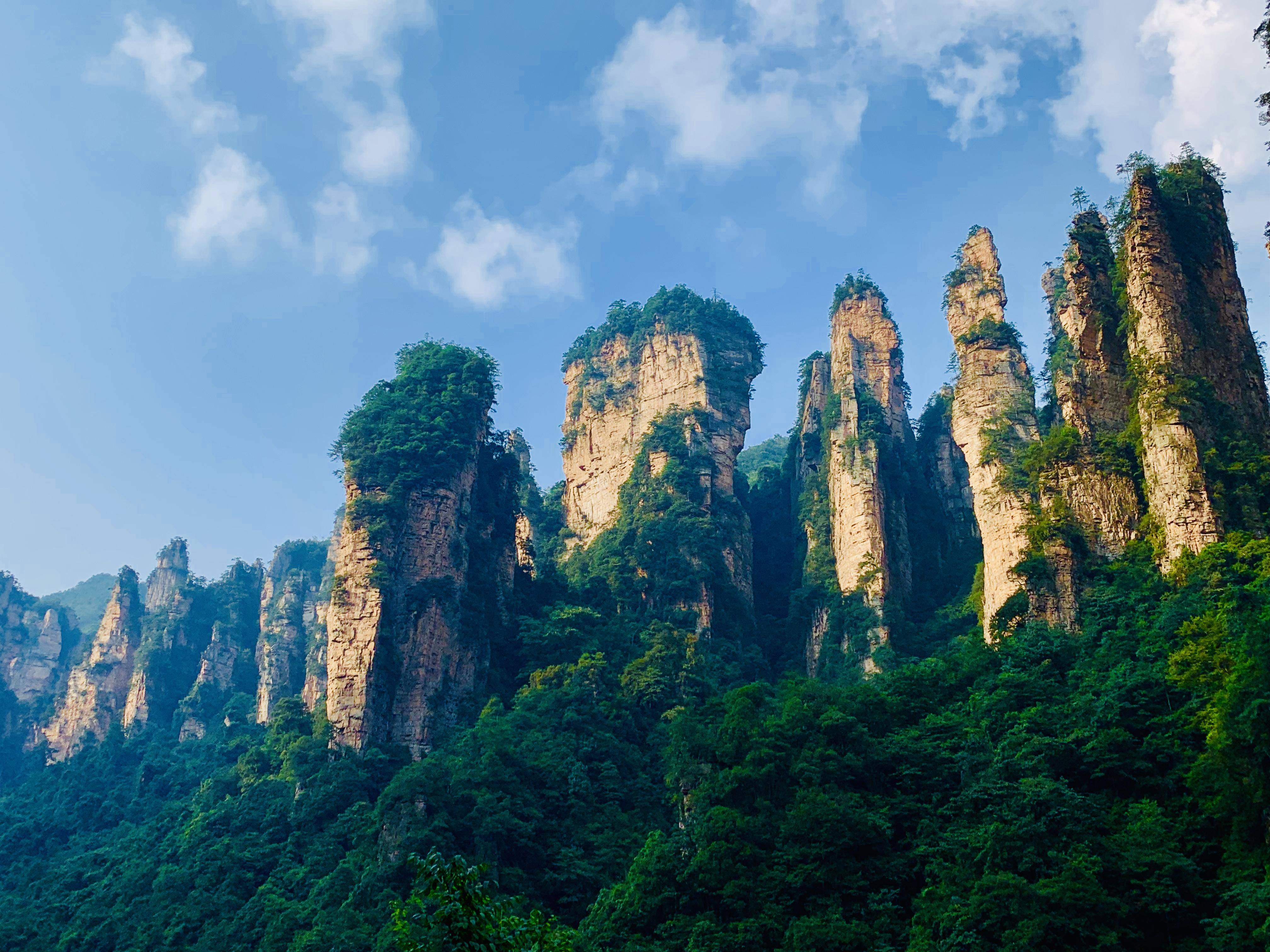 湖南张家界旅游景点_湖南张家界旅游攻略景点必去