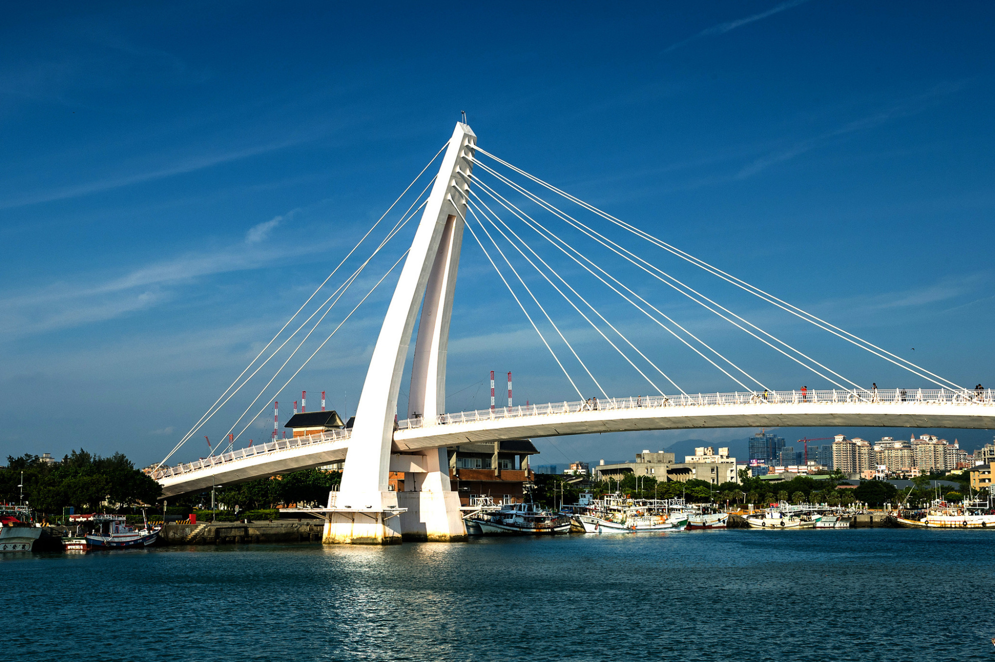 台湾旅游必去景点_台湾旅游攻略必玩的景点