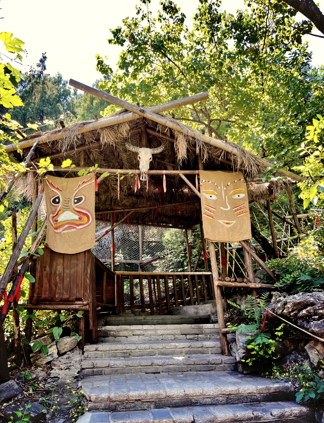 圣泉山旅游风景区_圣泉山旅游风景区旅游攻略