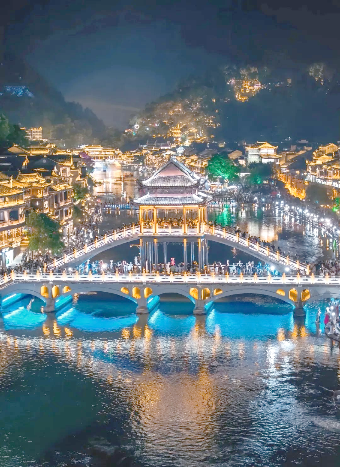 凤凰古城旅游_凤凰古城旅游攻略自由行三天