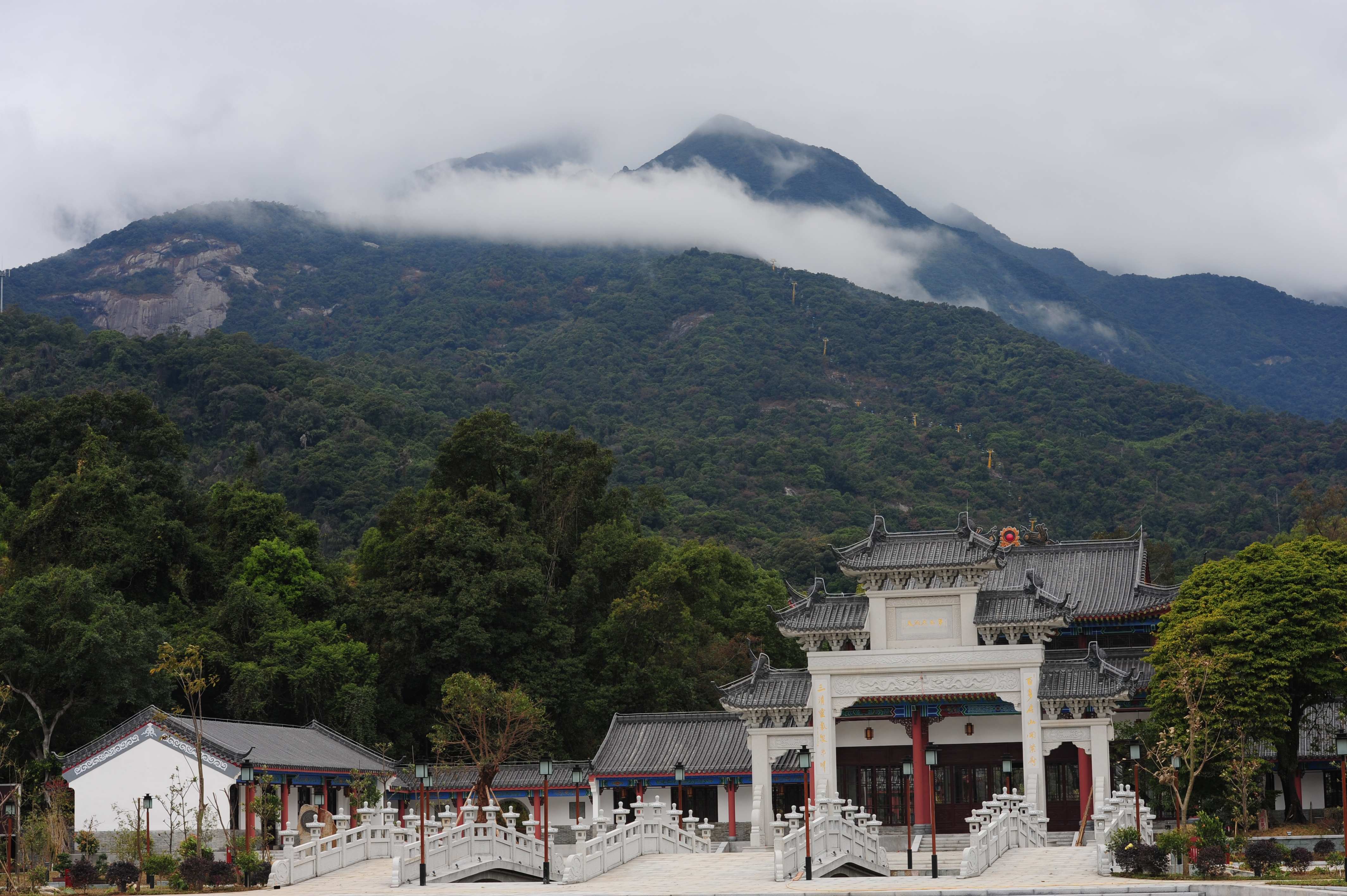 罗浮山旅游_罗浮山旅游景点哪里好玩