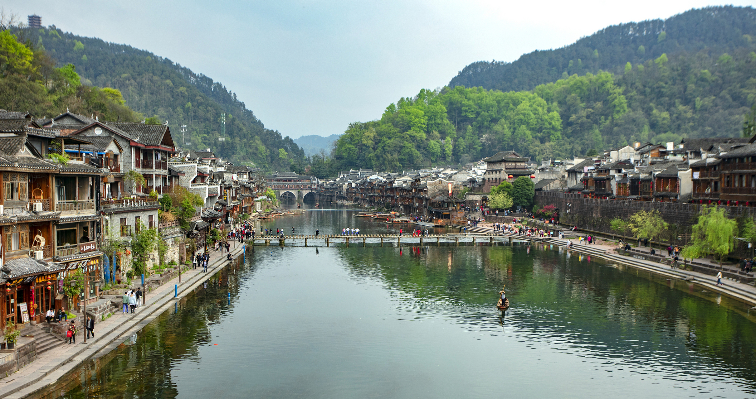 湖南凤凰古城旅游_湖南凤凰古城旅游路线