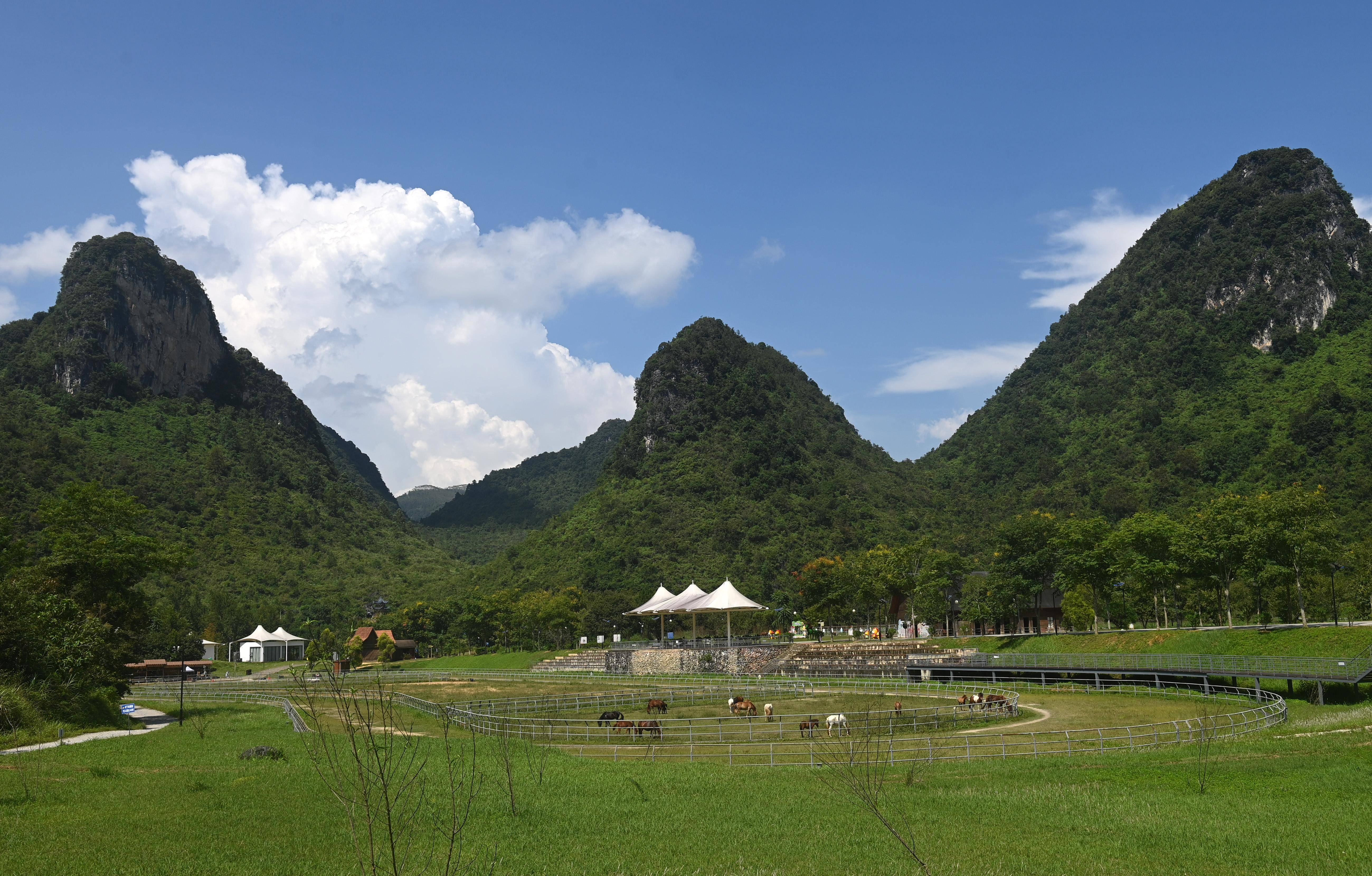 旅游业_旅游业属于服务业吗