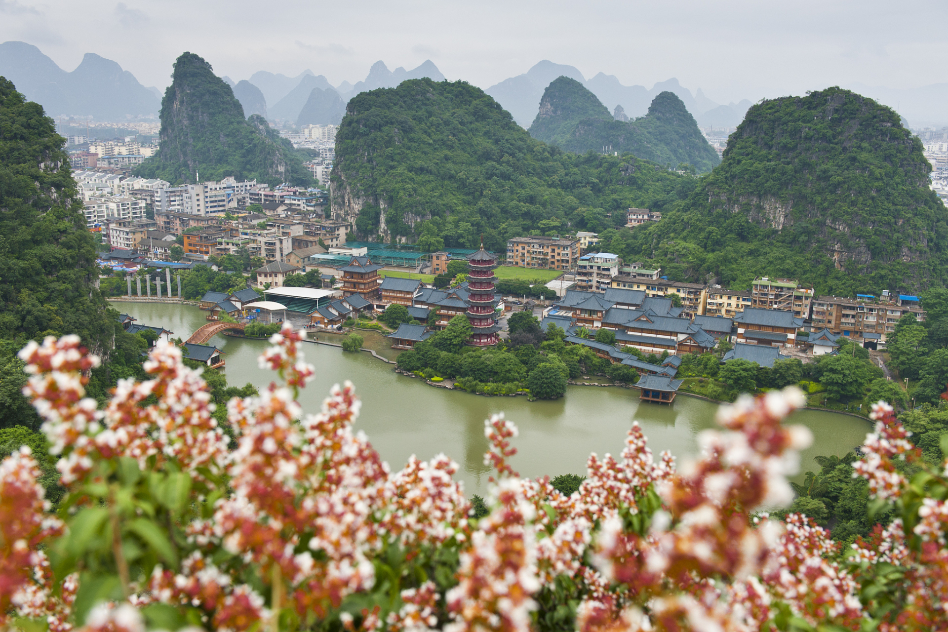 3月份去哪旅游好_3月份去哪里旅游比较好