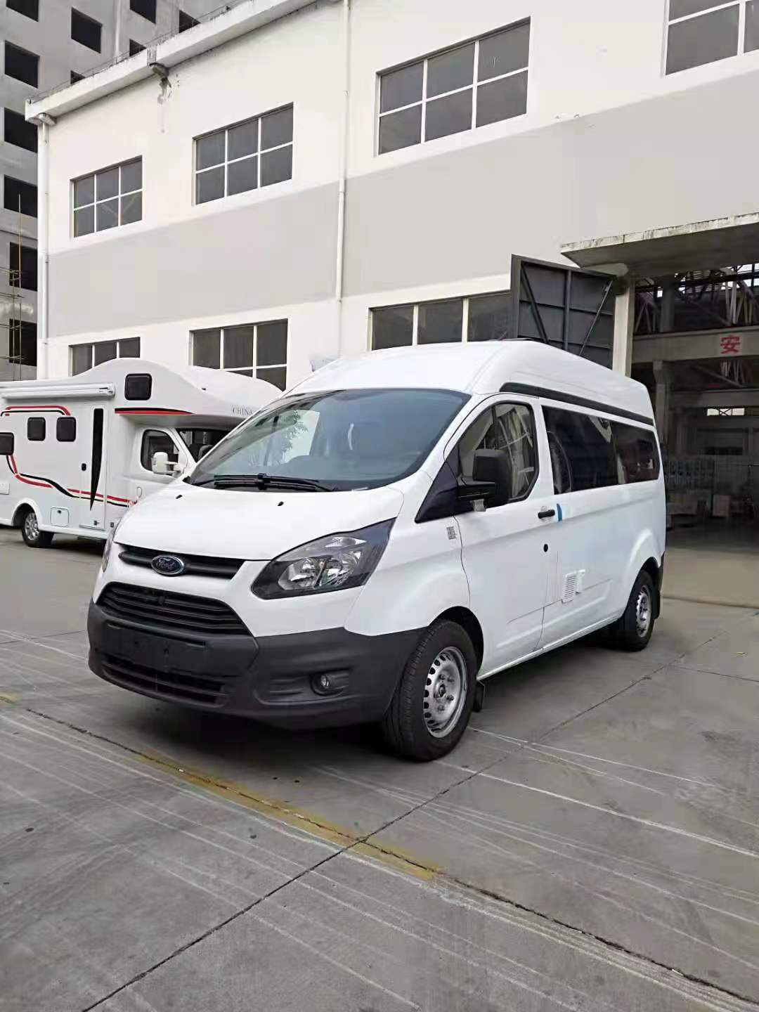 小型旅游房车多少钱_小型房车价格10万一20万