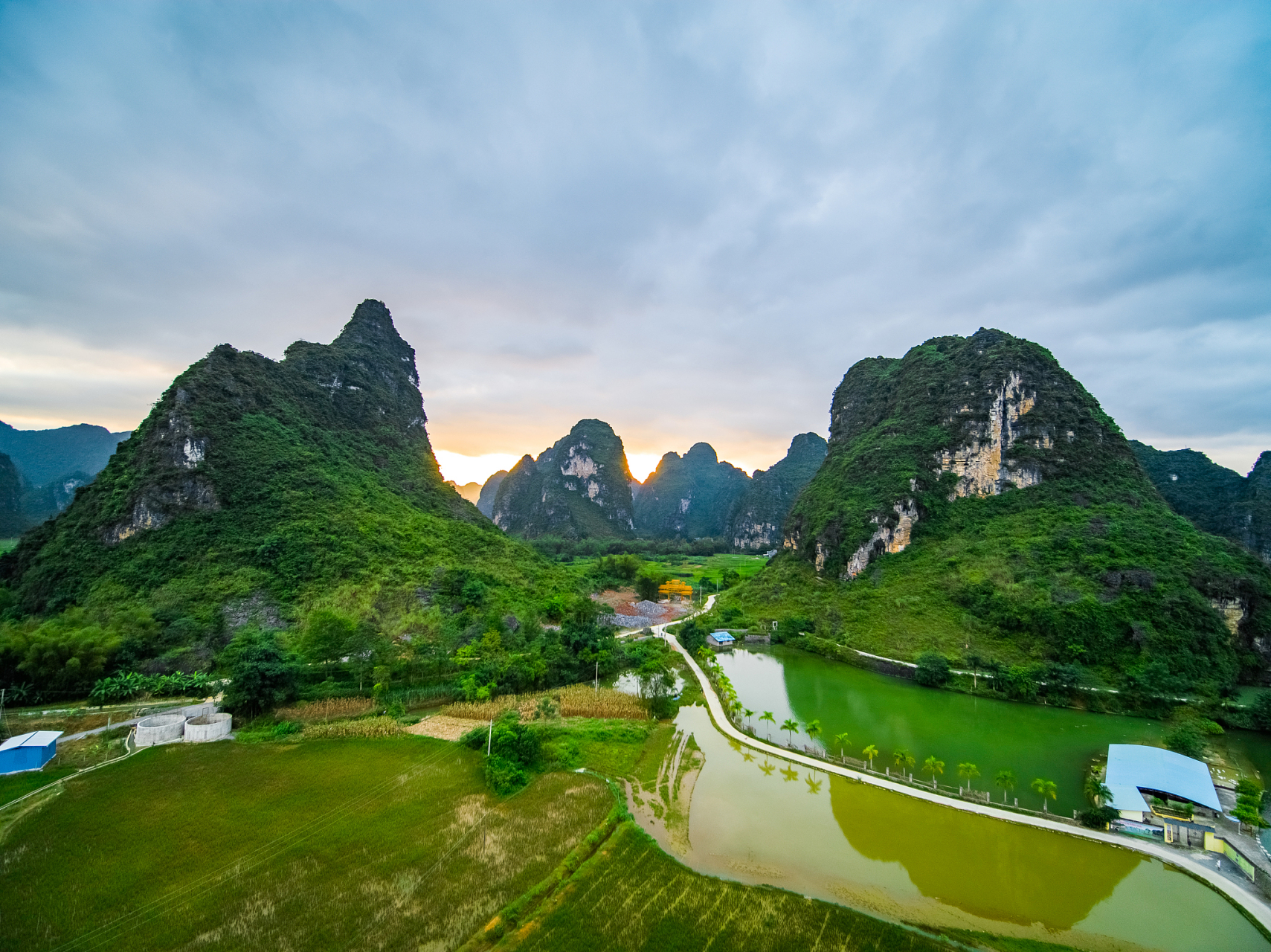 广西巴马旅游_广西巴马旅游攻略必去景点