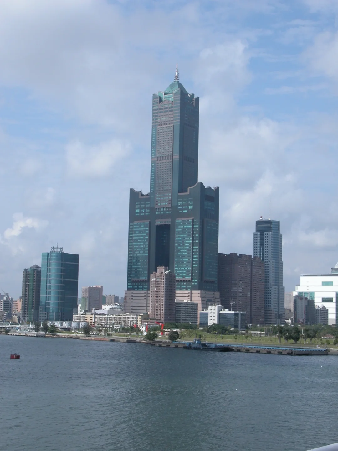 高雄旅游_高雄旅游攻略