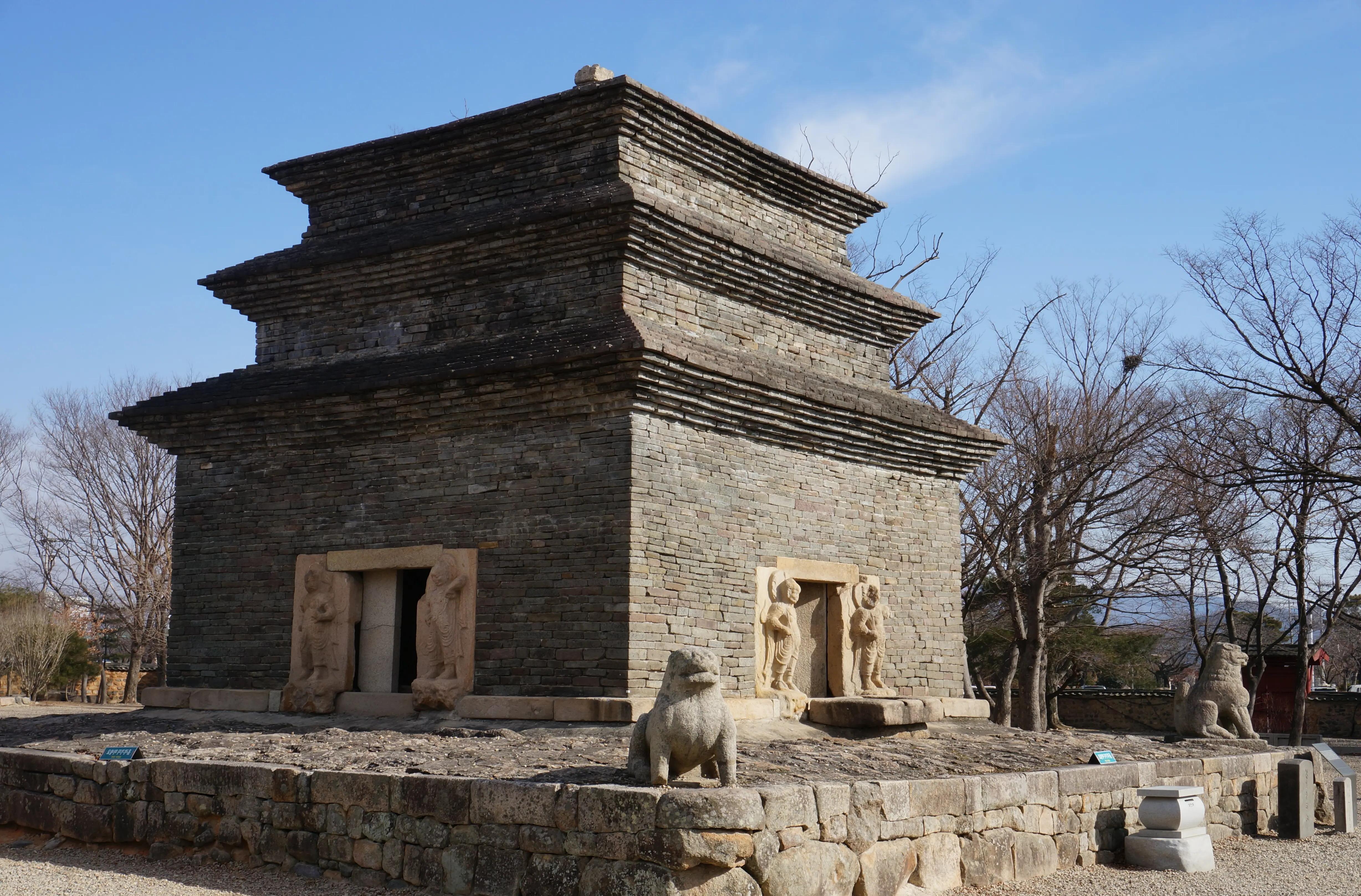 通化旅游景点大全_辽宁通化旅游景点大全