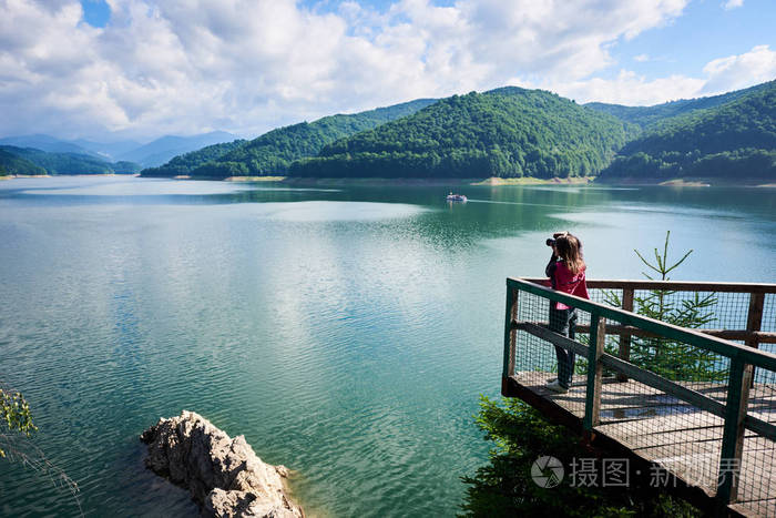 女性旅游_女性旅游博主