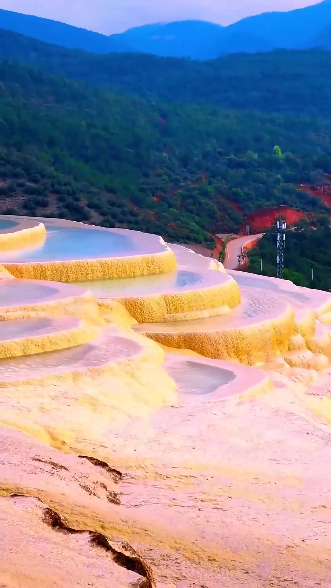 云南香格里拉旅游_云南香格里拉旅游攻略自由行最佳路线