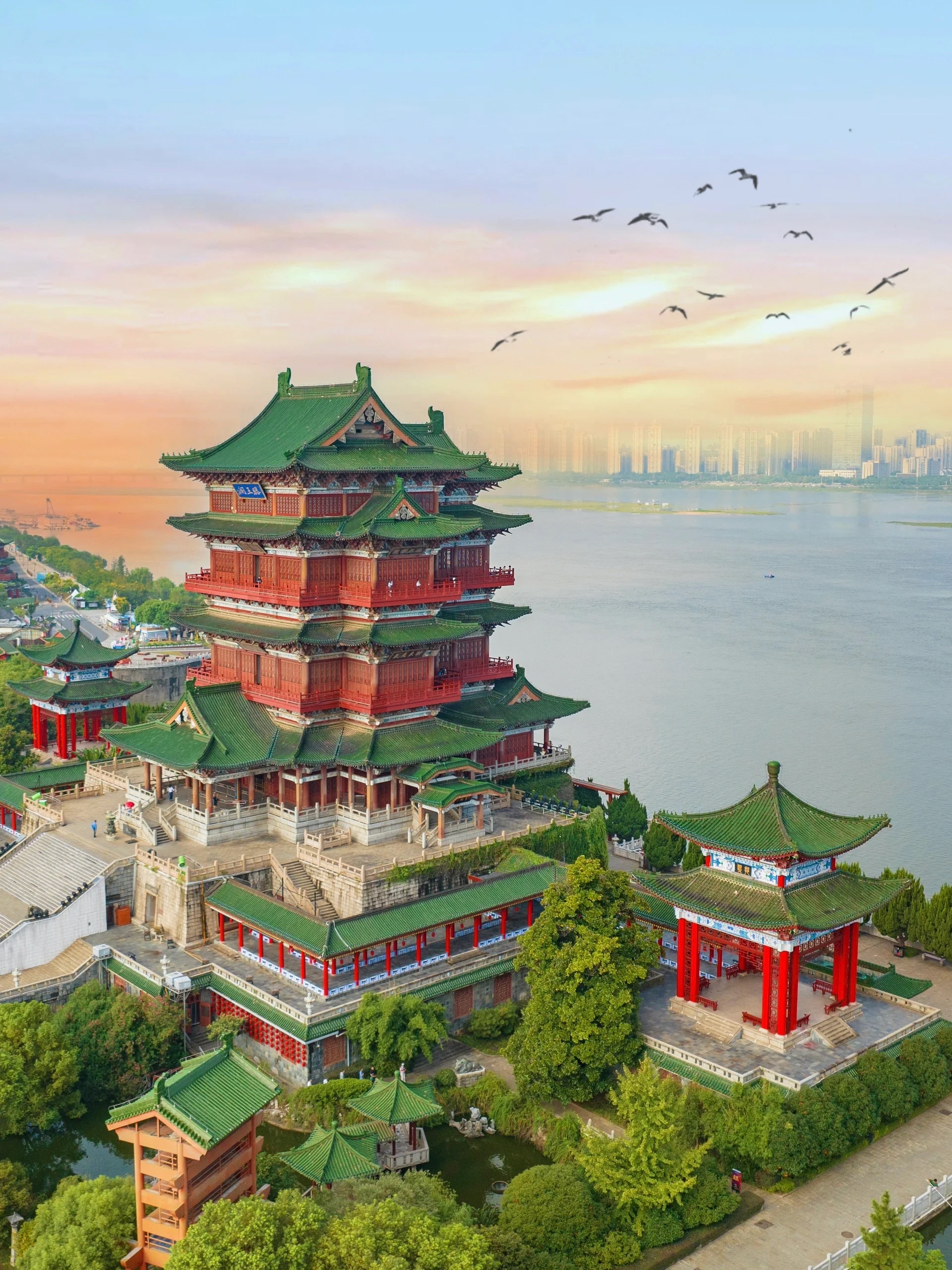 南昌旅游景点_南昌旅游景点一览表